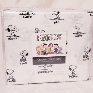 Berkshire Peanuts Queen Sized Sheet Set